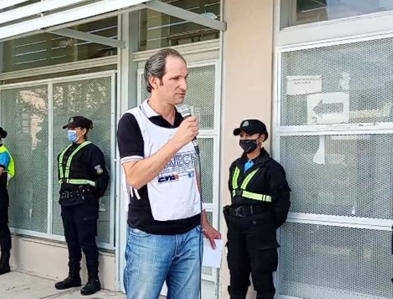 Murphy: “Llamamos a todos los docentes a leer las actas y a rechazar estas políticas del gobierno que nos sigue condenando a la miseria”