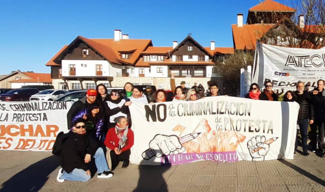 Importante triunfo de la docencia de Chubut contra la criminalización de la Protesta