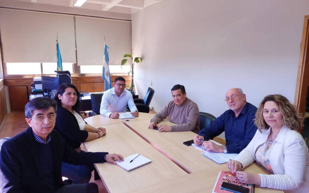 Reunión de JEP de ATECh con Ministerio de Economía y Ministerio de Educación